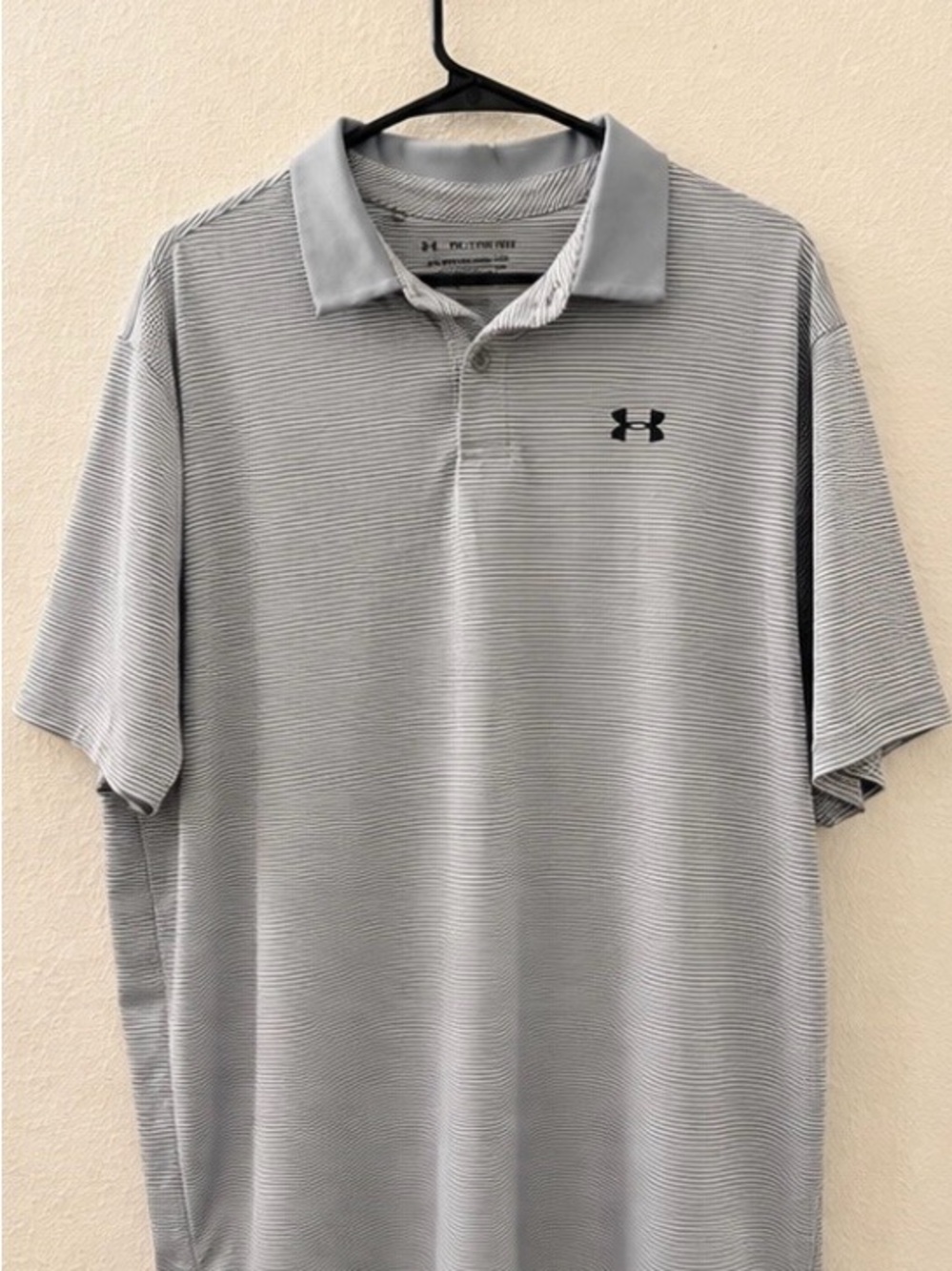 Under Armour Men’s XXL Performance Golf Polo Gray White Striped Loose Fit